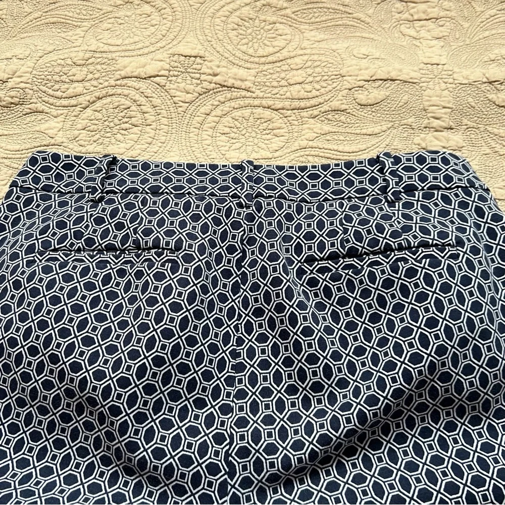 Geometric Patterned Spring Pants - Picture 7 of 9